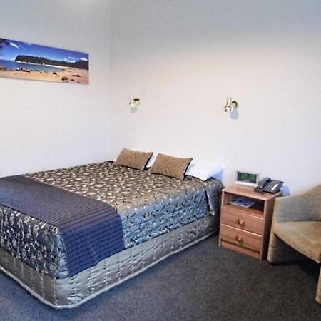 Westport Motor Hotel Экстерьер фото