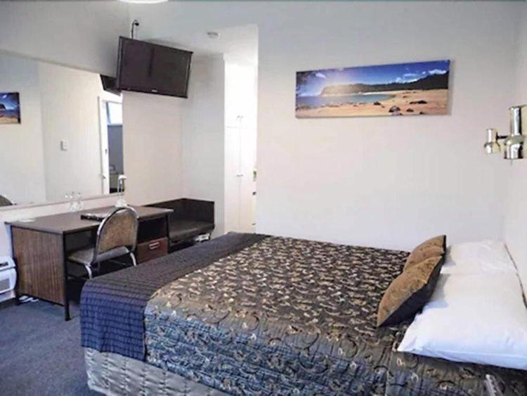 Westport Motor Hotel Экстерьер фото