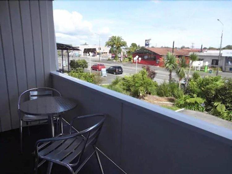 Westport Motor Hotel Экстерьер фото